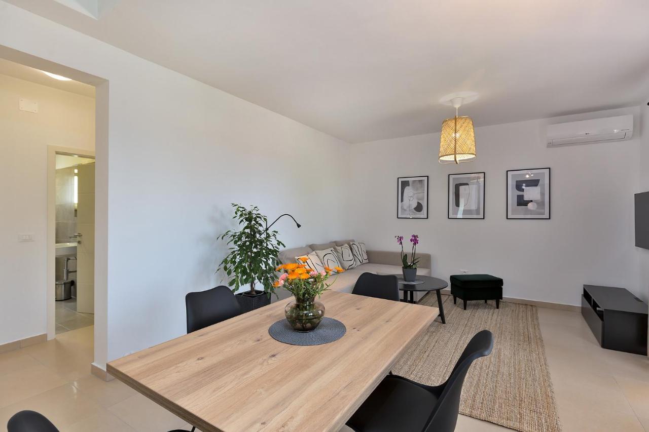 Appartamento House Anna Porec Esterno foto