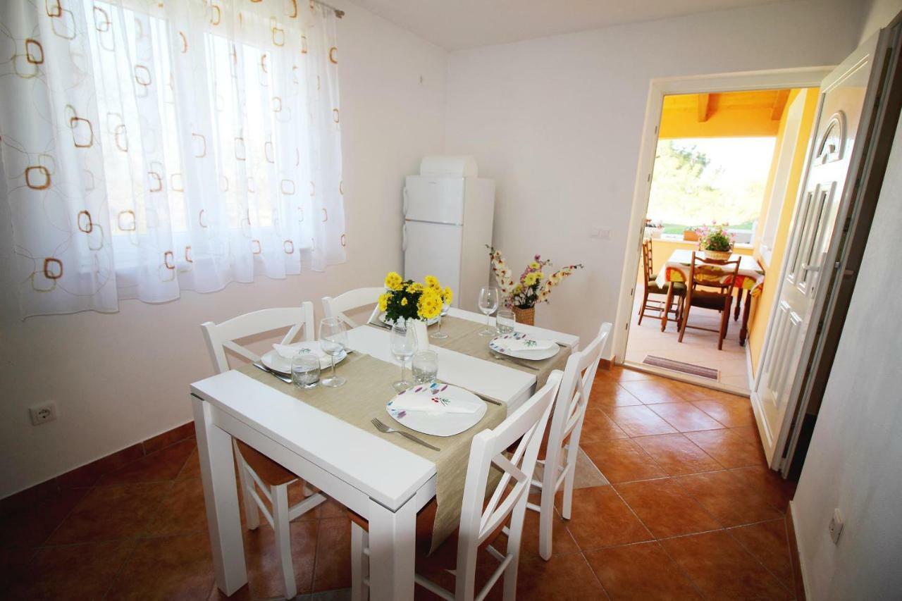 Appartamento House Anna Porec Esterno foto
