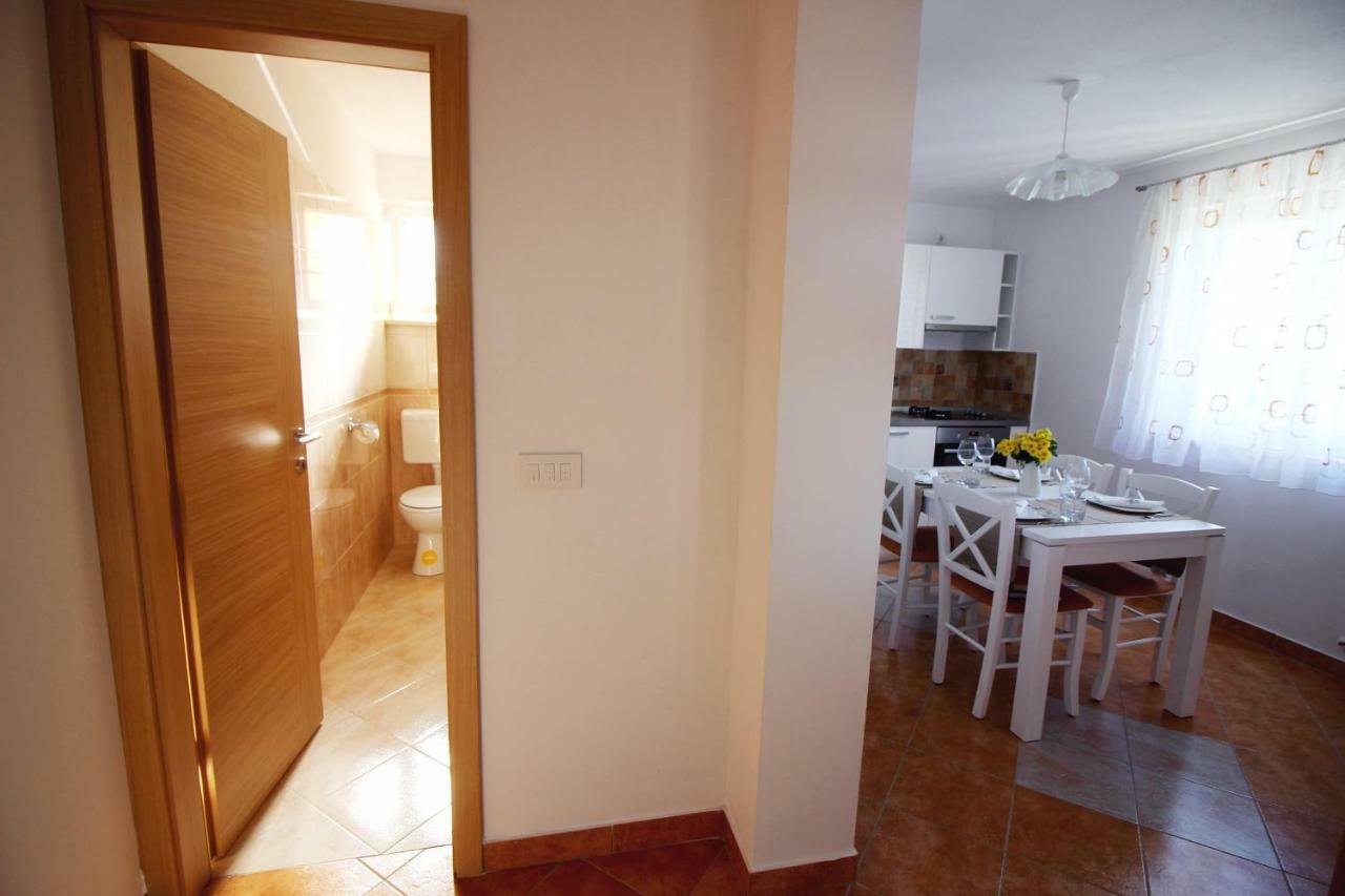 Appartamento House Anna Porec Esterno foto
